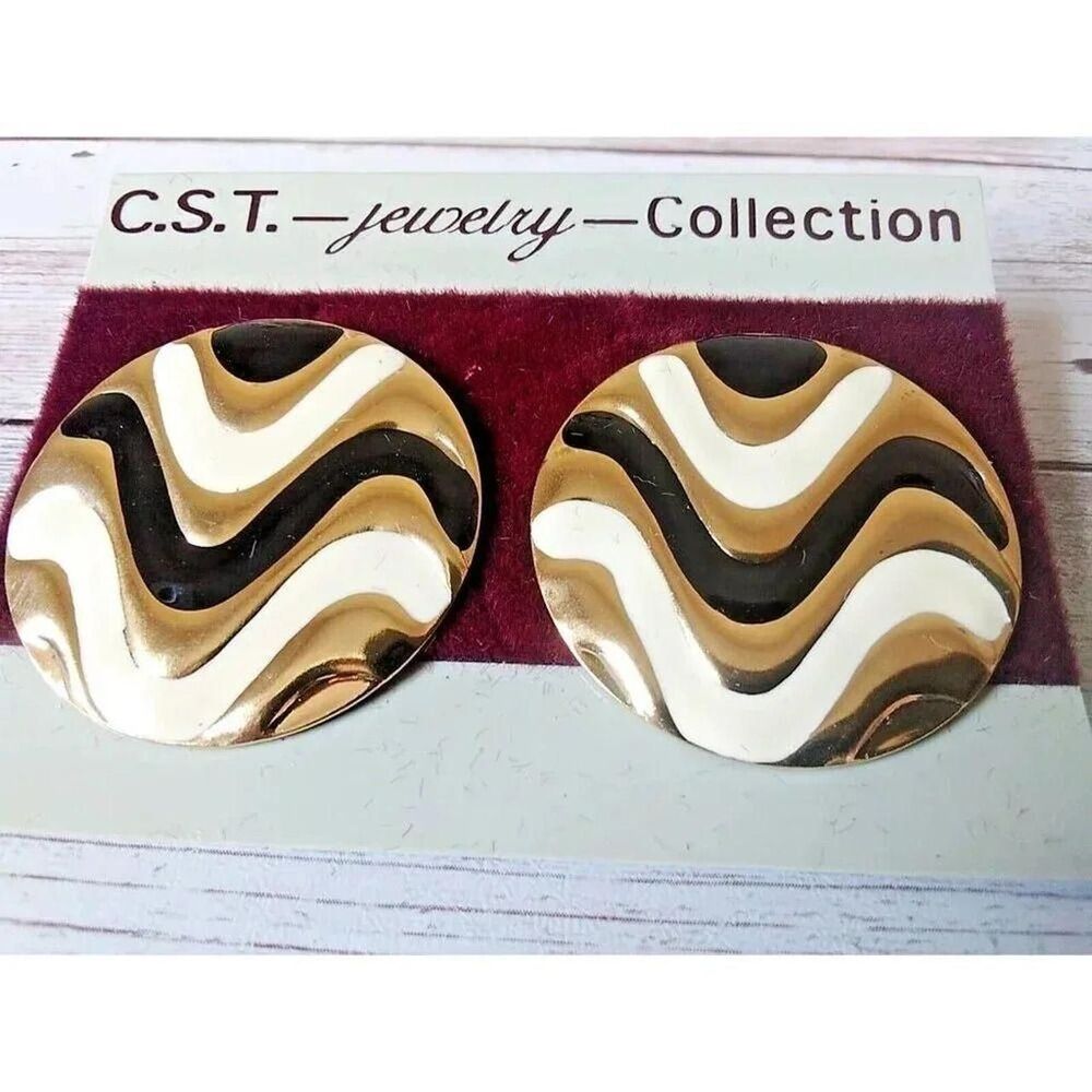 Large 1980s Wave White, Black and Gold Circle Earrings